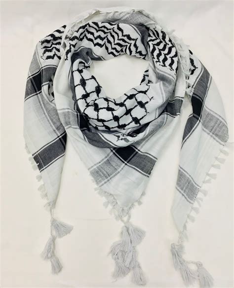 keffiyeh scarf made in palestine.